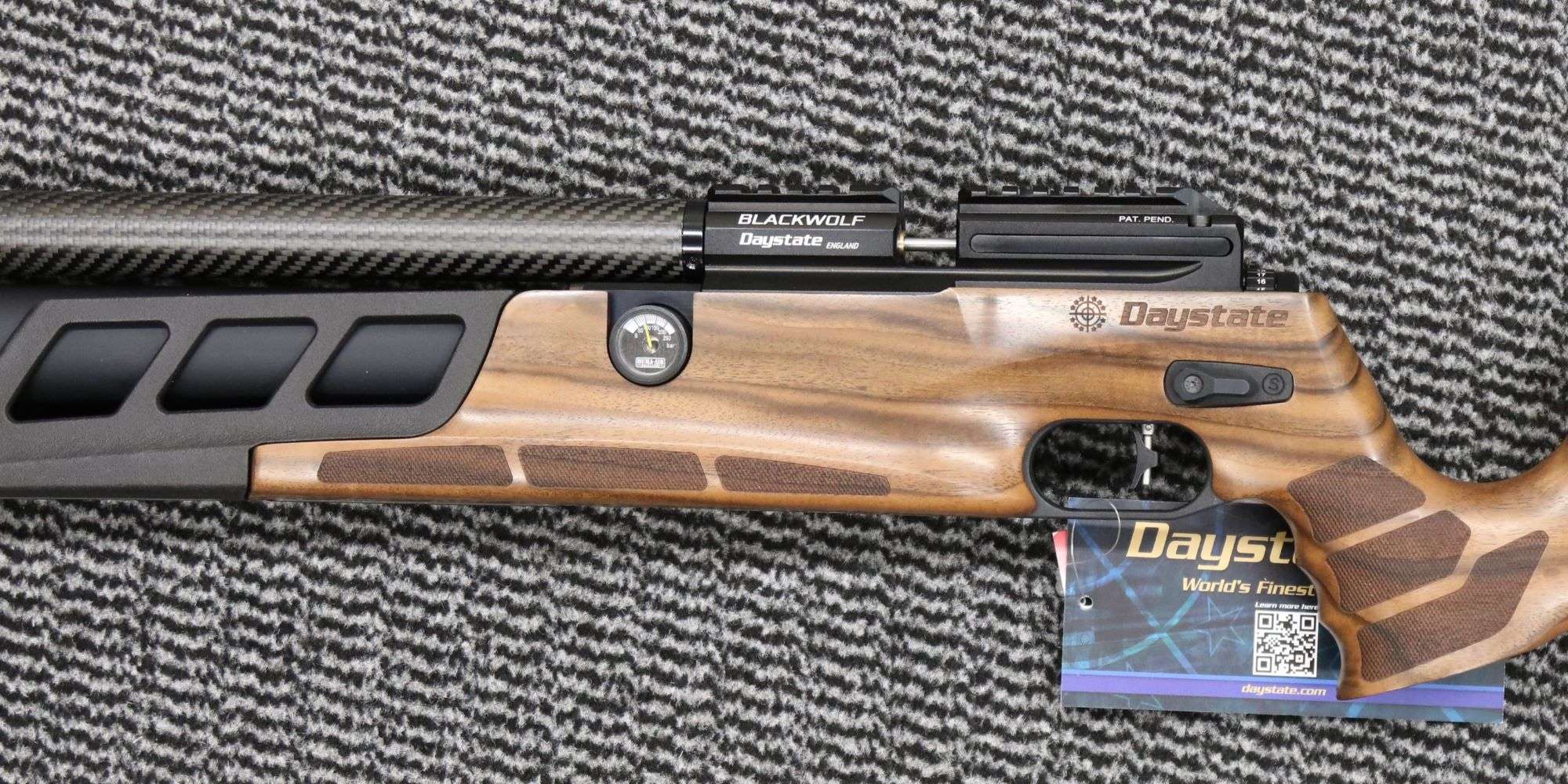 Daystate .177 BLACKWOLF CYLINDER WALNUT