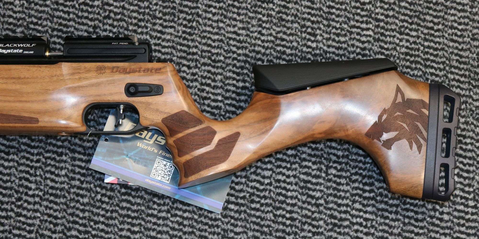 Daystate .177 BLACKWOLF CYLINDER WALNUT