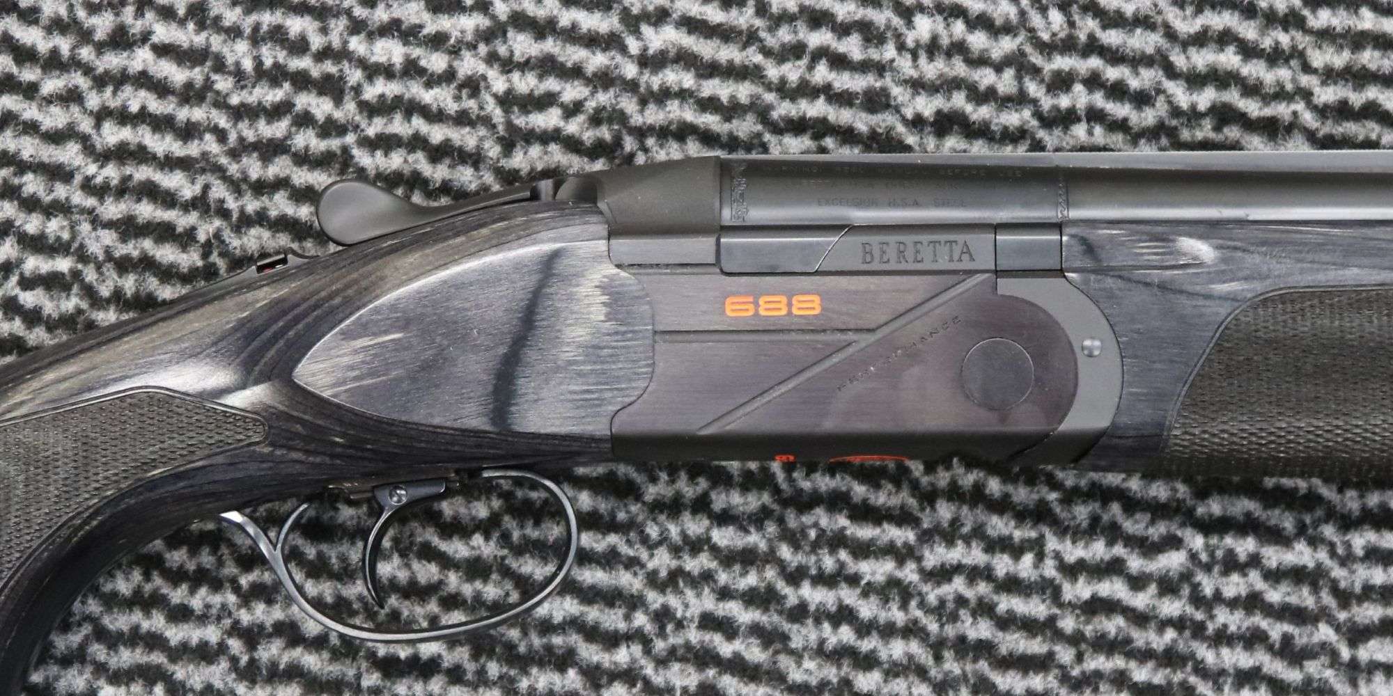 Beretta 12 gauge 688 BLACK PERFORMANCE ADJ